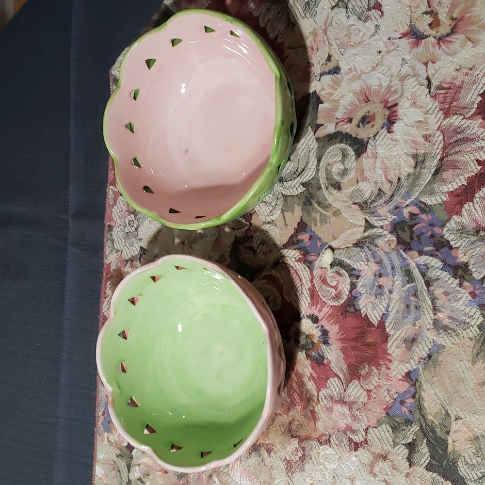 Decorative Easter Bowls.